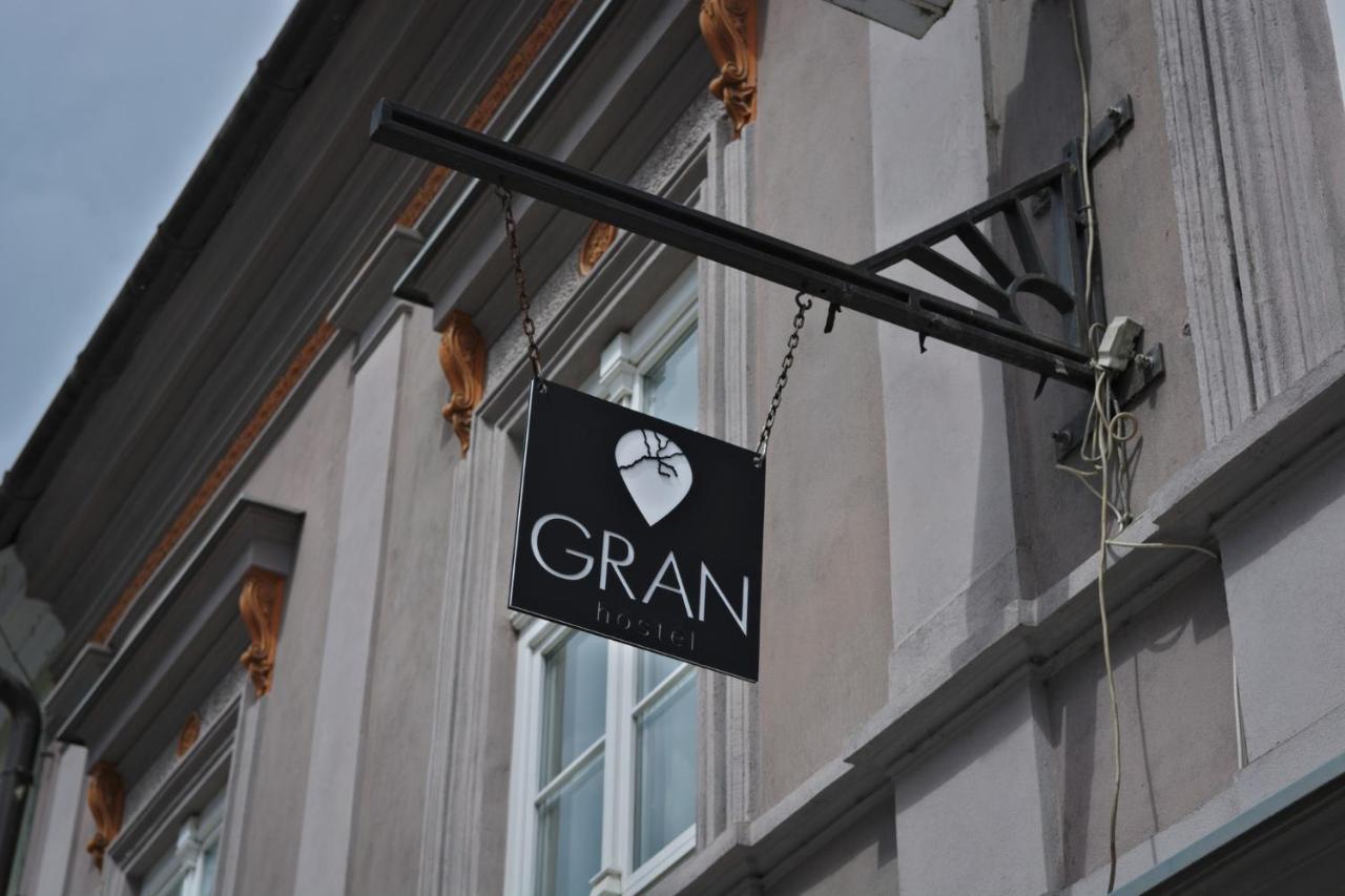Gran Hostel Банска-Бистрица Экстерьер фото